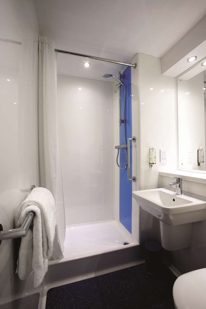 Premier Inn Worthing Seafront الغرفة الصورة