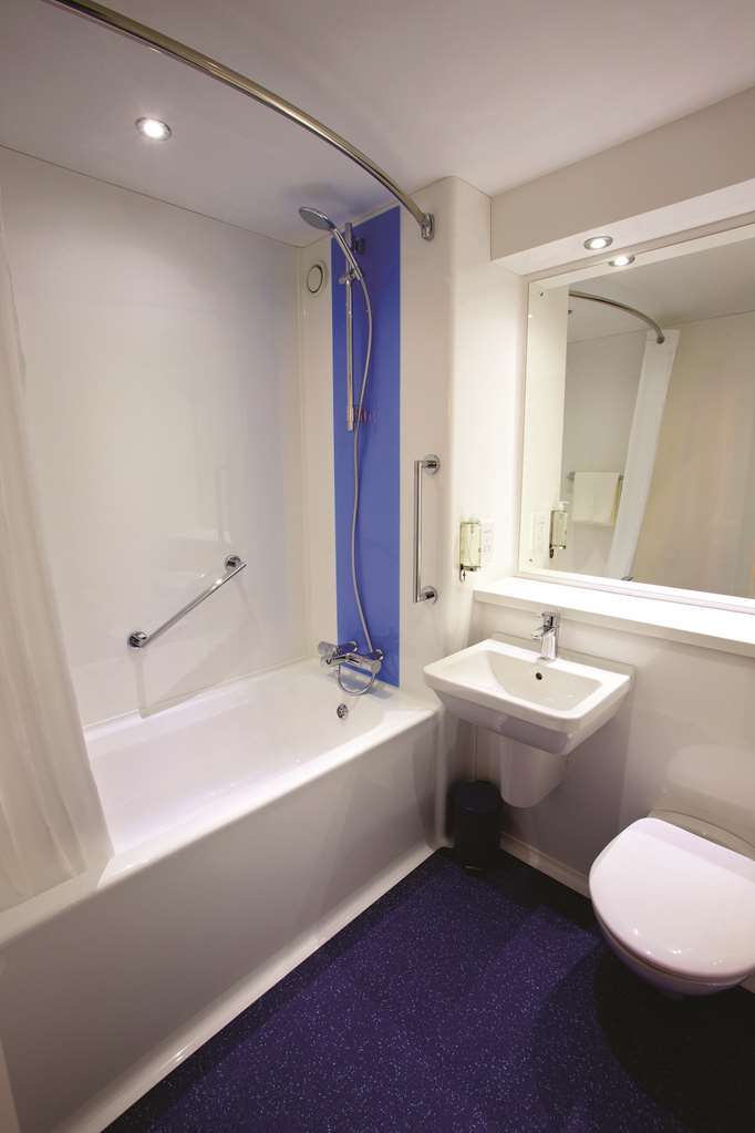 Premier Inn Worthing Seafront الغرفة الصورة