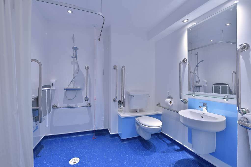 Premier Inn Worthing Seafront الغرفة الصورة